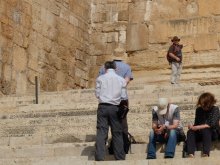 Dr John Dickson lecturing on the Southern Steps in Jerusalem